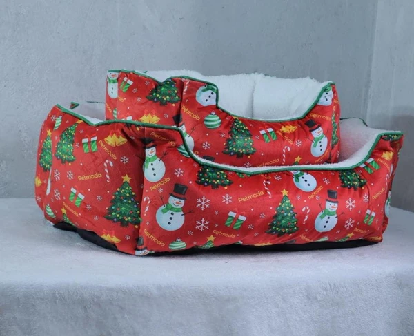 Petmoda Christmas Bed 55*45 cm - Soft Fur Comfort for Cats & Small Dogs