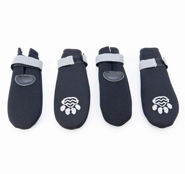 Reflective Dog Boots for Outdoor Use – Breathable, Anti-Slip Paw Protection Shoes(L:17cm, W:7cm)