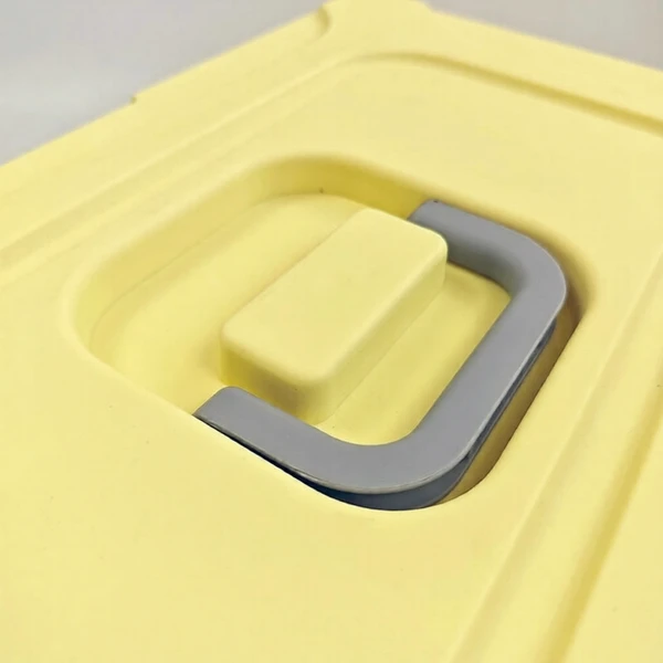 Foldable Breathable Pet Carrier with Metal Door and Removable Grate for Cats & Small Dogs