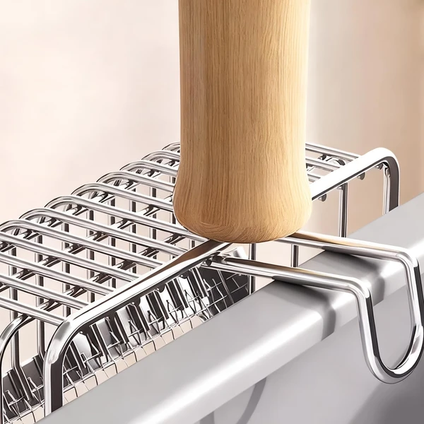 Durable Stainless Steel Cat Litter Scoop with Wooden Hand 27x13 cm