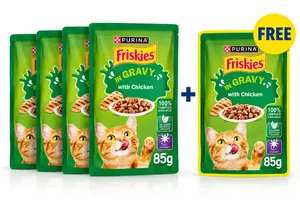Purina Friskies Chunks in Gravy Adult Cat Wet Food with Chicken Pouch 85g (4+1 Free)