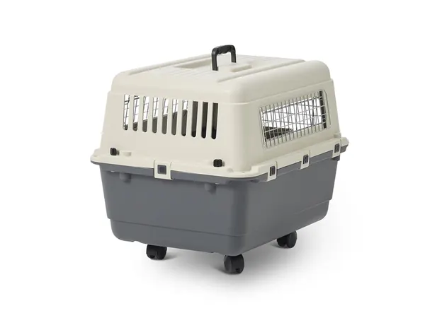 Savic Andes Transport Crate – Durable Pet Carrier for Dogs & Cats, IATA-Compliant Travel Kennel with Metal Door, Wheels & Feeding Bowl